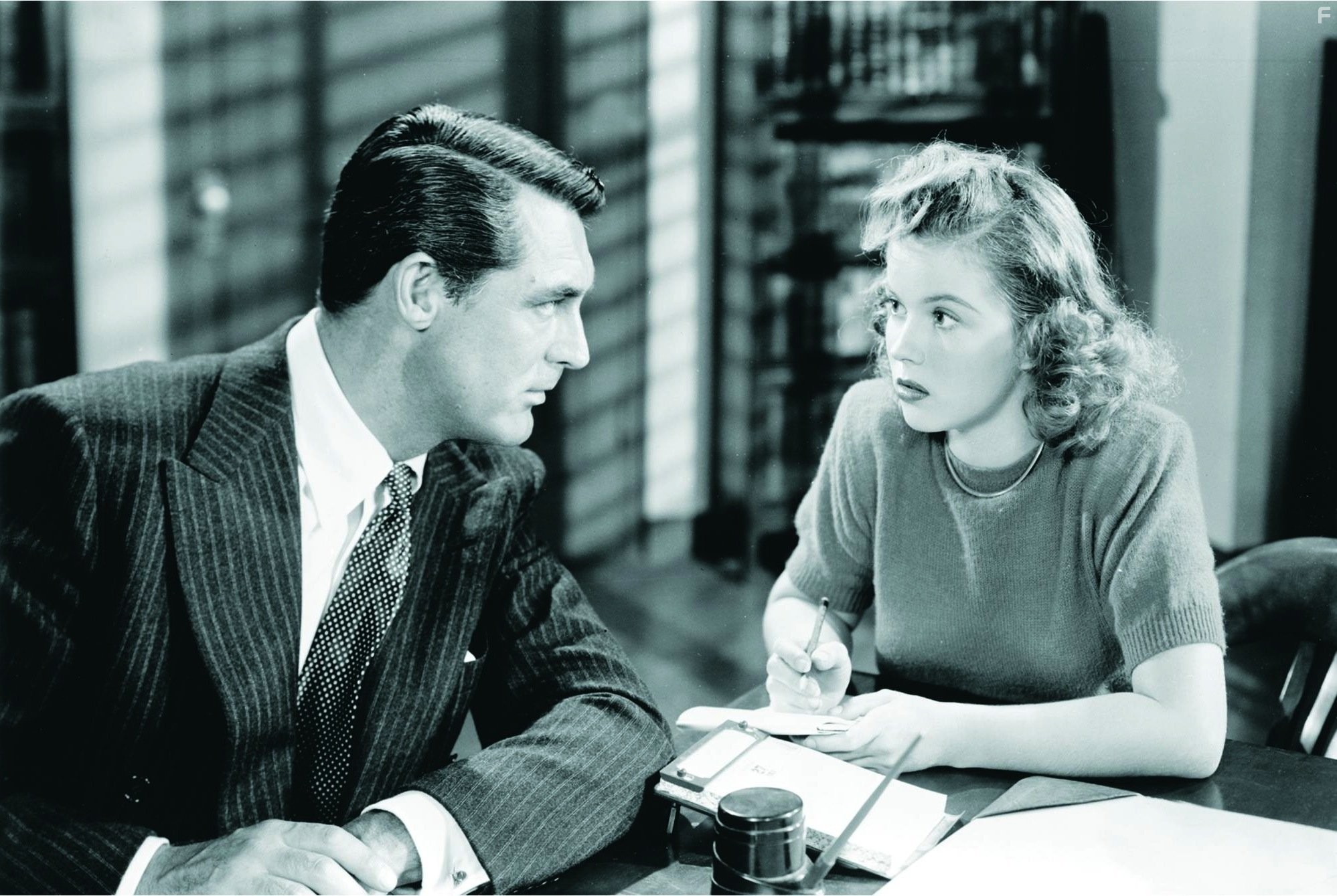 Cary Grant and Shirley Temple in Холостяк и девчонка (1947)