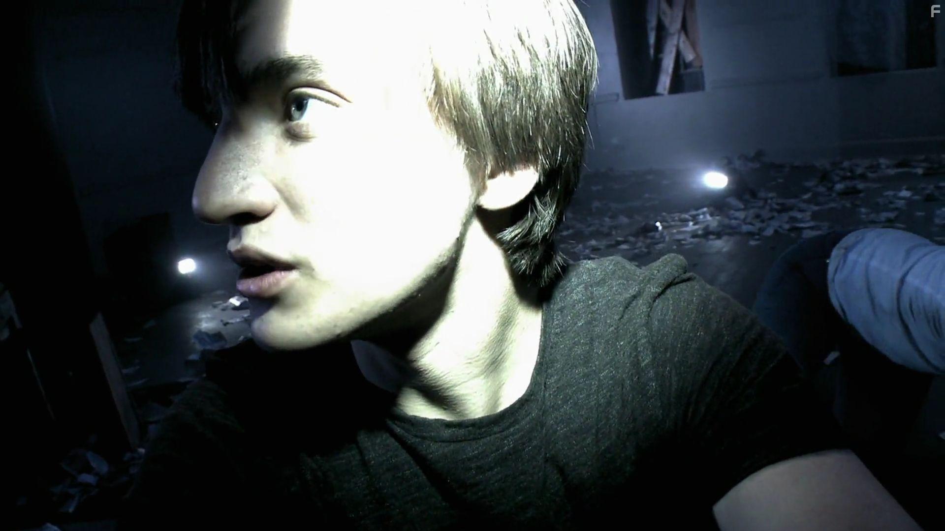 Grave Encounters 2 (2012)