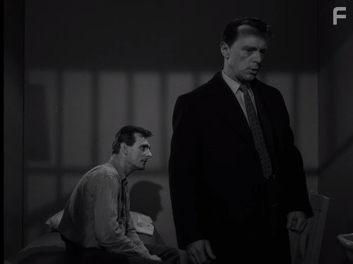 Harry Townes and Dennis Weaver in Сумеречная зона (1959)