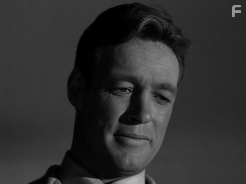 Russell Johnson in Сумеречная зона (1959)