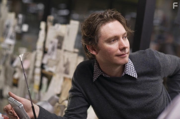 Kevin Macdonald in Большая игра (2009)