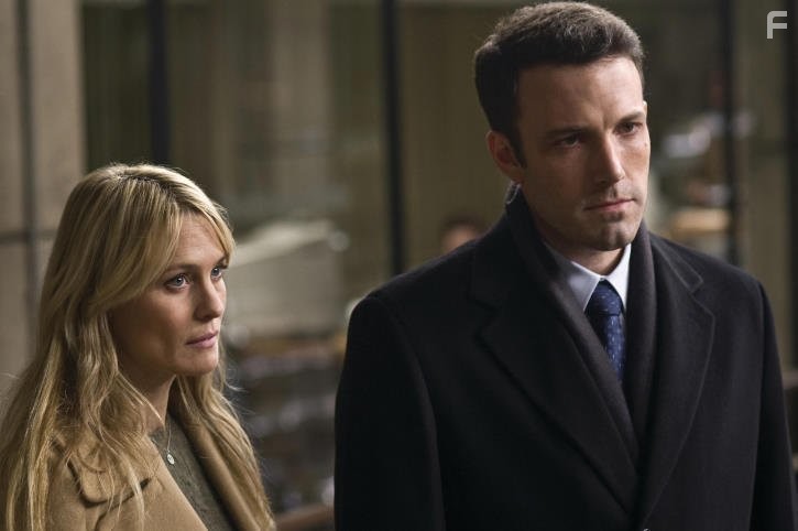 Ben Affleck and Robin Wright in Большая игра (2009)