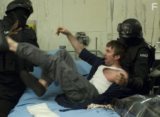 Sharlto Copley in Район 9 (2009)