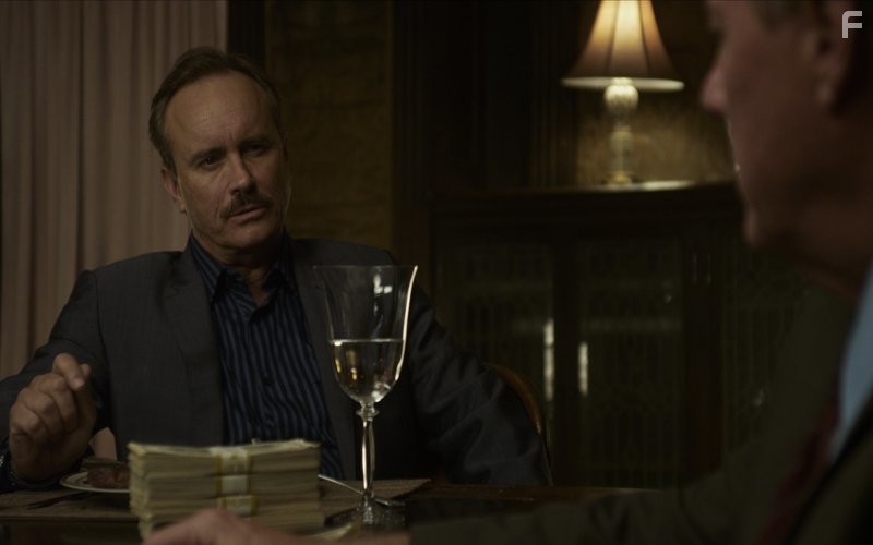 Jeffrey Combs in Чтo бы вы сделали... (2012)