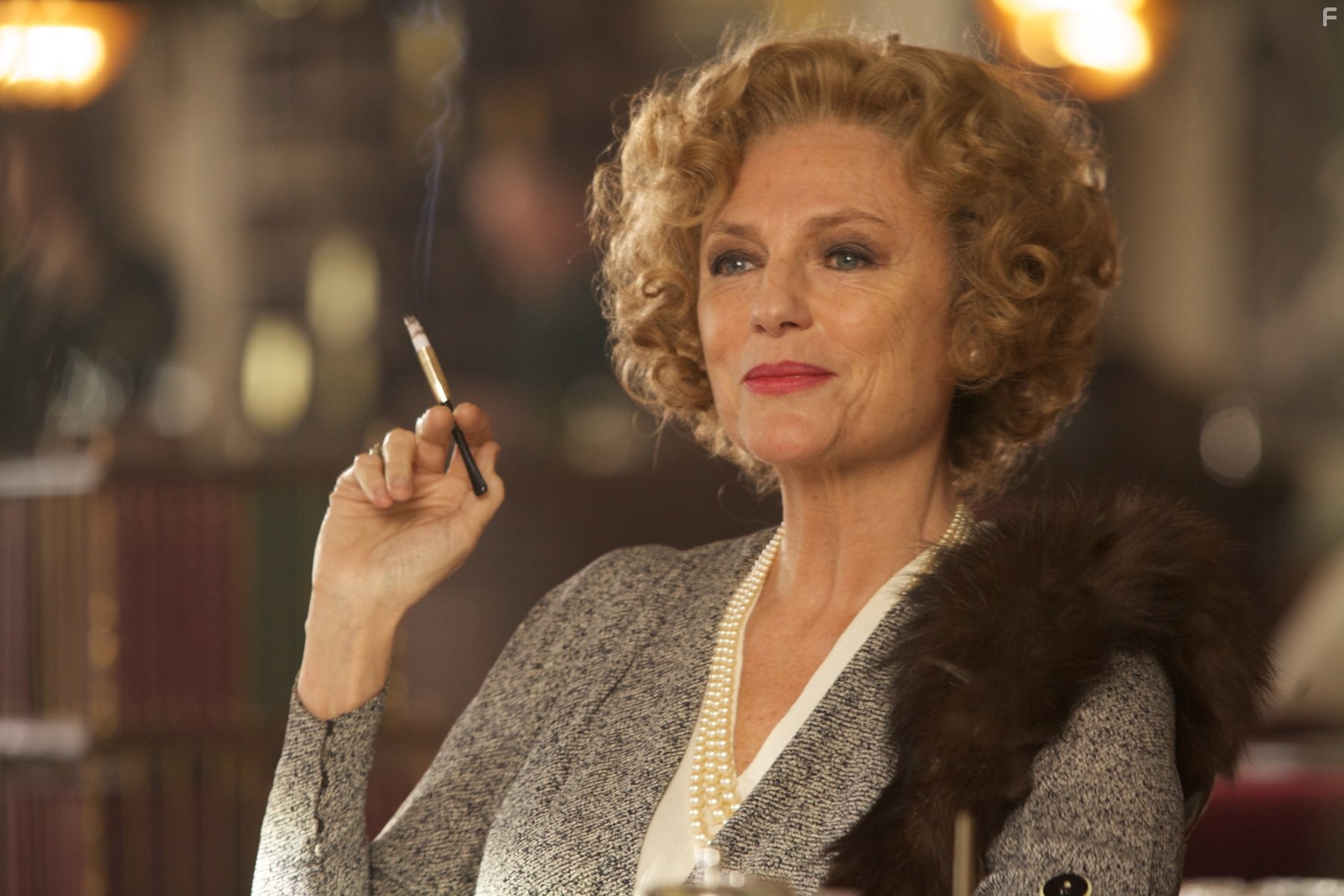 Jacqueline Bisset in Танцы на грани (2013)