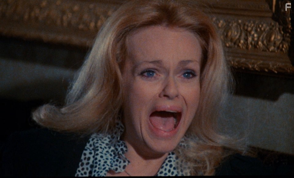 Lynda Day George in Куски (1982)