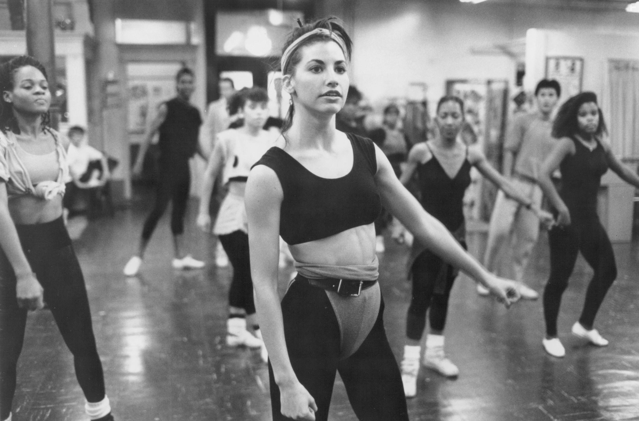 Gina Gershon in Красная жара (1988)