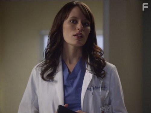 Emily Swallow in Тяжёлый понедельник (2013)