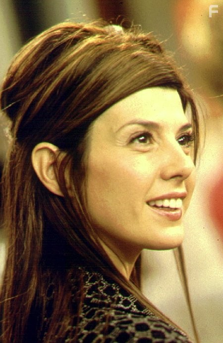 Marisa Tomei stars as Lola