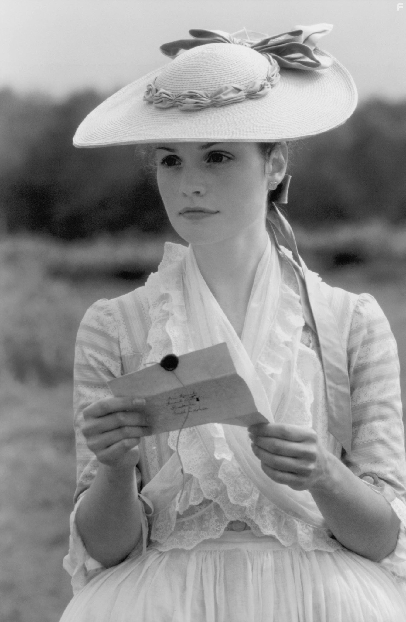 Lisa Brenner in Патриот (2000)