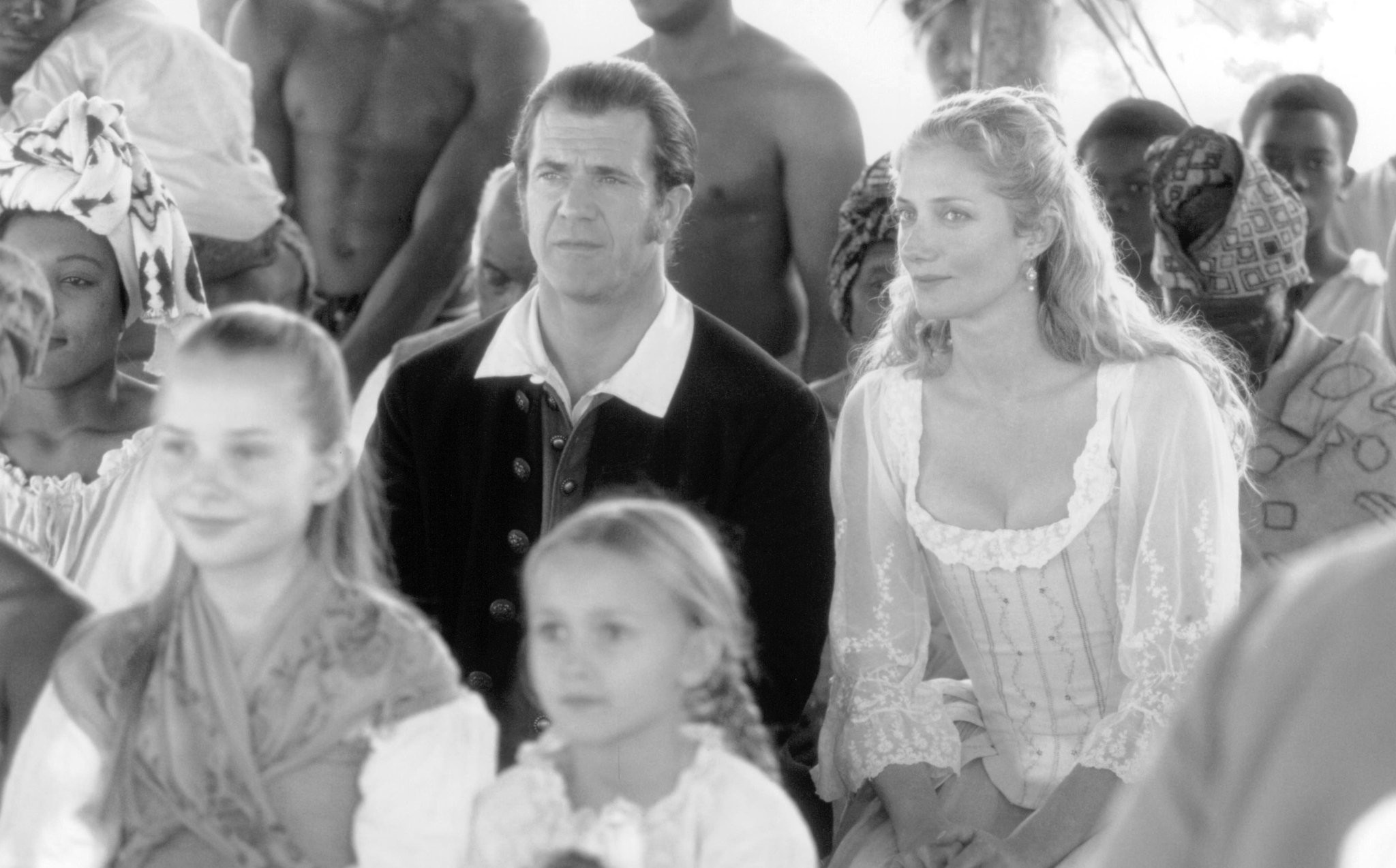 Mel Gibson and Joely Richardson in Патриот (2000)
