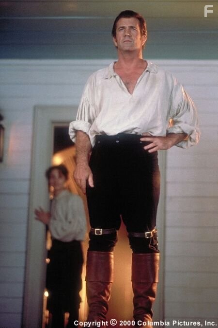 Mel Gibson stars as Benjamin Martin