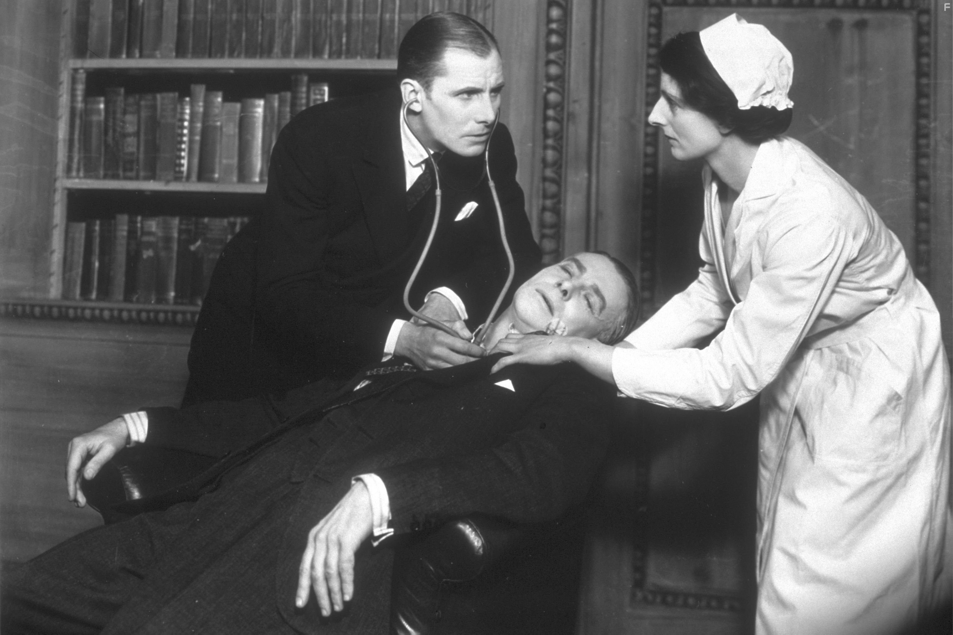 Обед в восемь (1933)