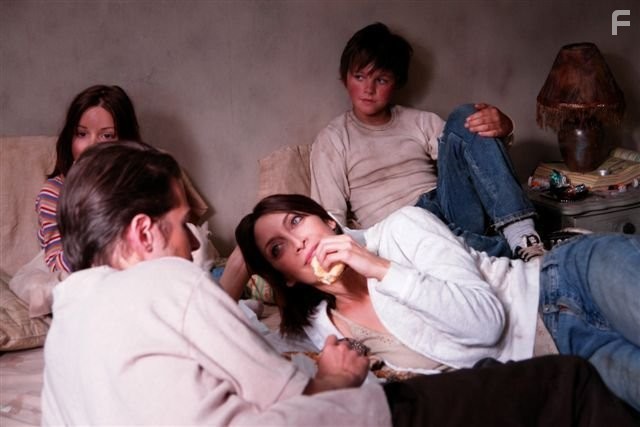 Illeana Douglas in Веселая жизнь в Крэктауне (2009)