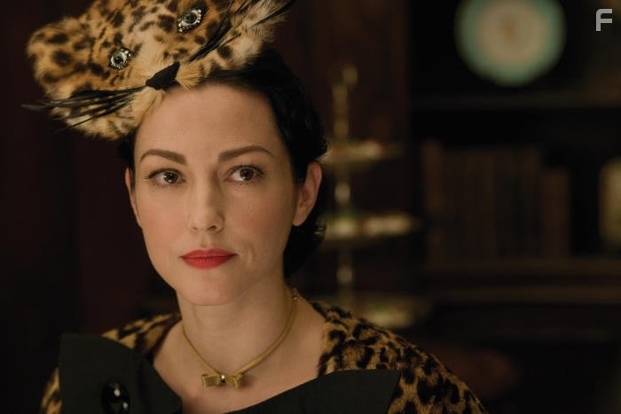 Julie Dreyfus in Бесславные ублюдки (2009)