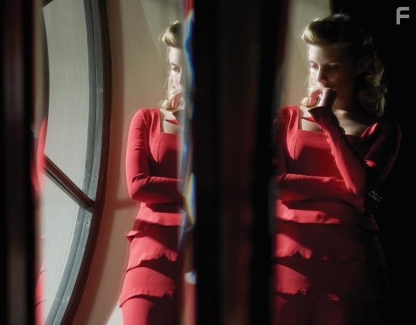 M?lanie Laurent in Бесславные ублюдки (2009)