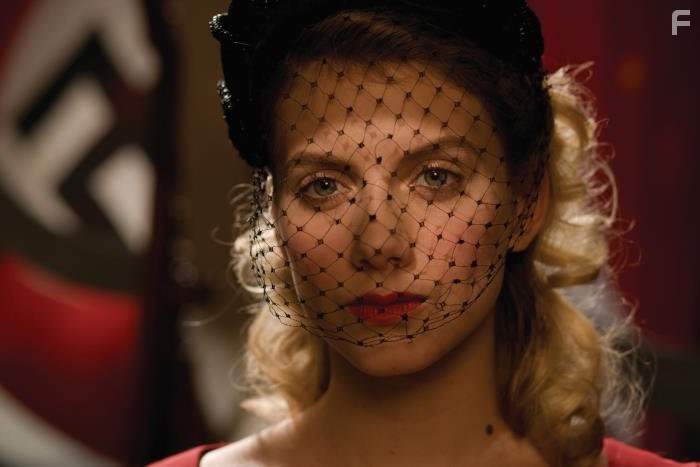 M?lanie Laurent in Бесславные ублюдки (2009)