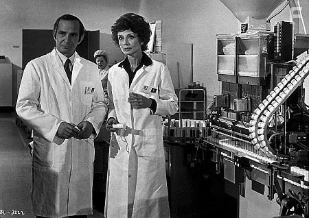 6249-1 "Bloodline" Audrey Hepburn and Ben Gazzara