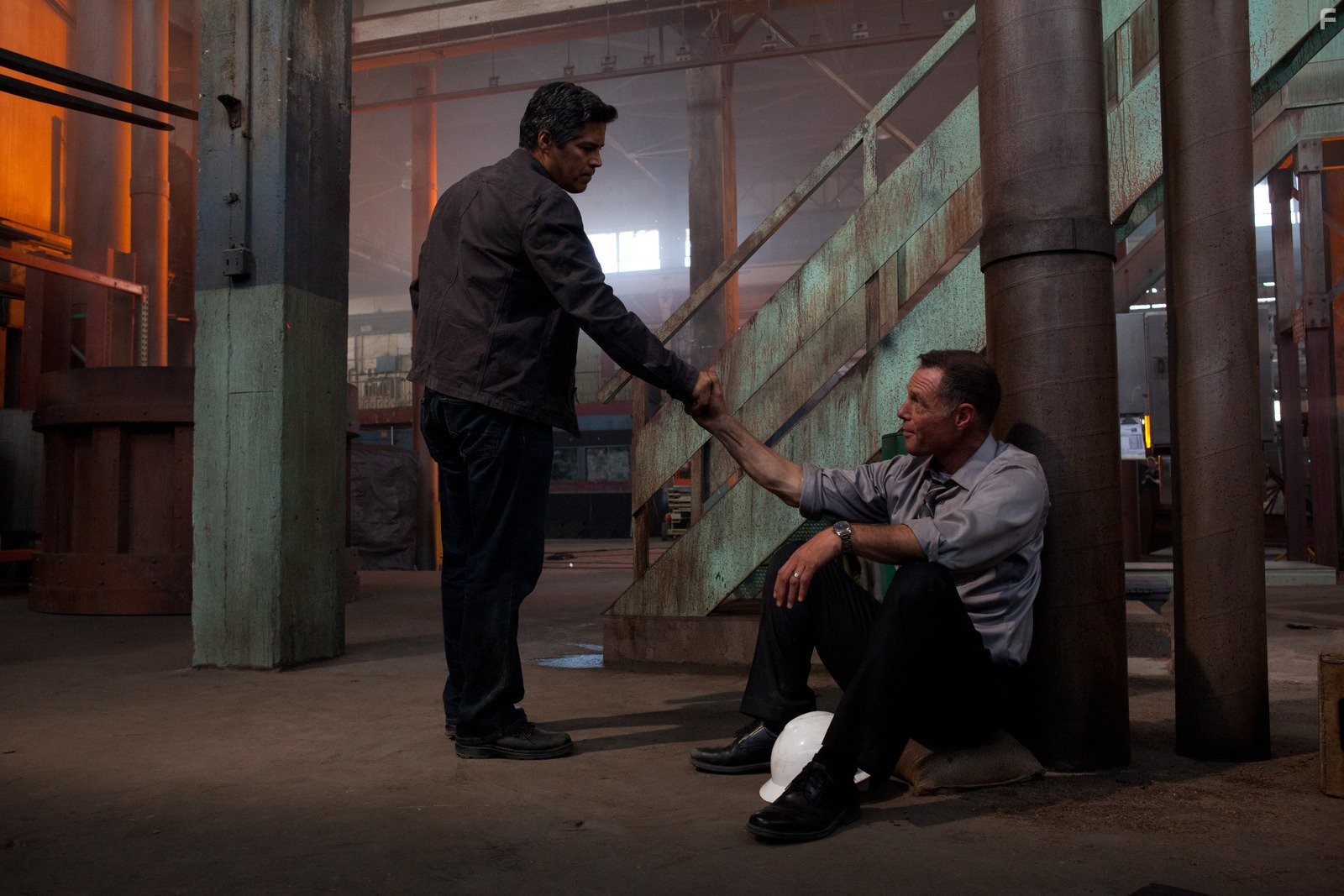 Jsu Garcia and Grant Bowler in Атлант расправил плечи: Часть 2 (2012)