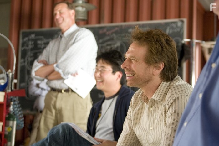 Jerry Bruckheimer in Миссия Дарвина (2009)