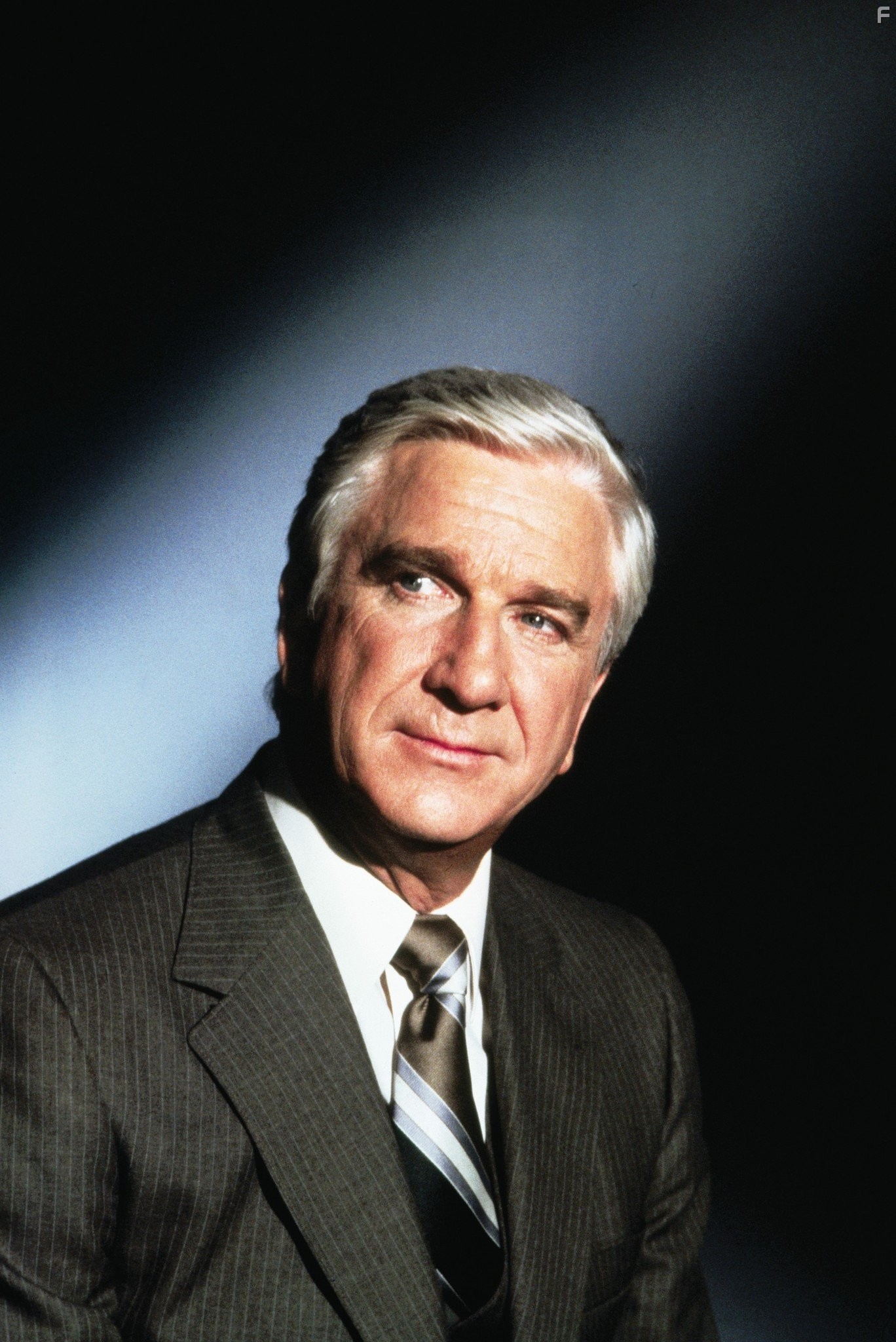 Leslie Nielsen in Аэроплан (1980)