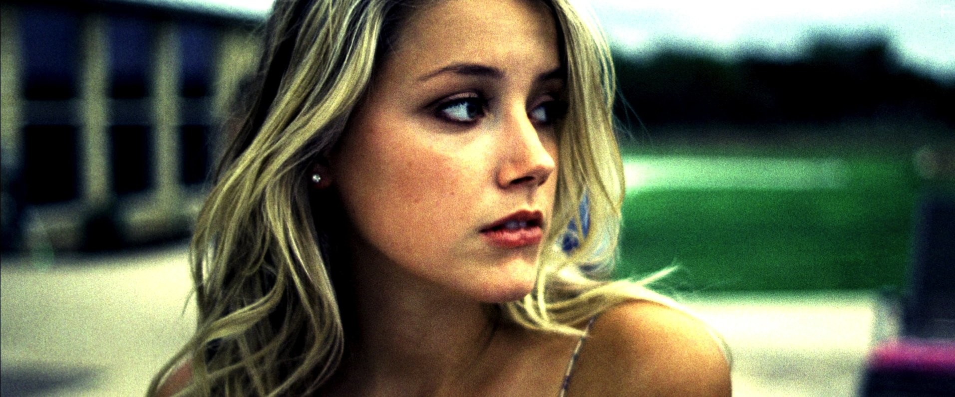 Amber Heard in Bсе парни любят Мэнди Лейн (2006)