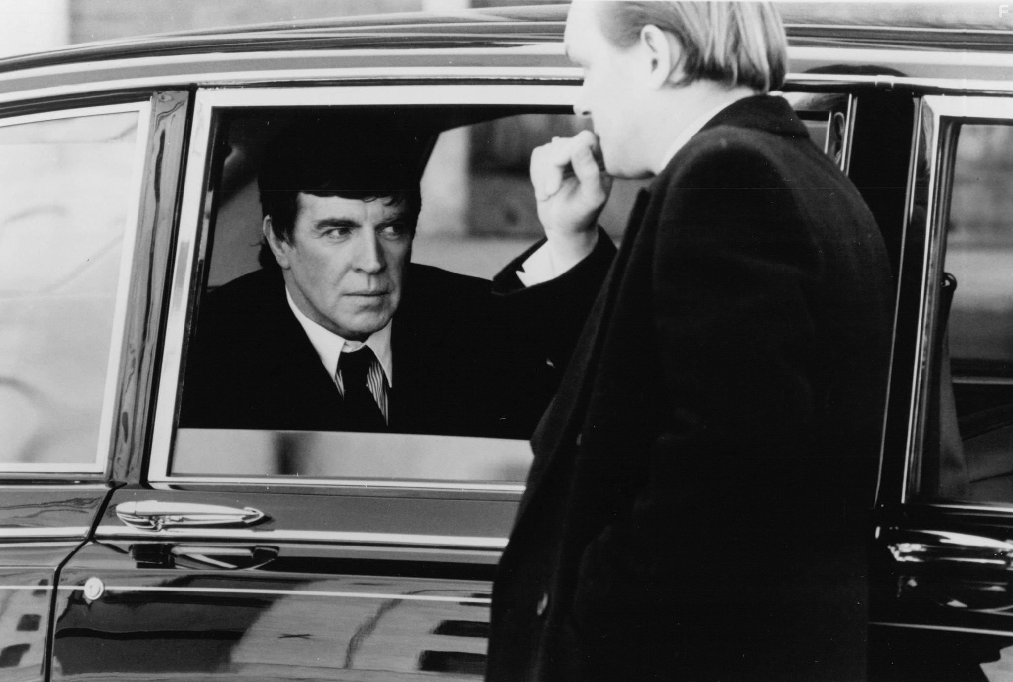 Alan Bates in Отходная молитва (1987)
