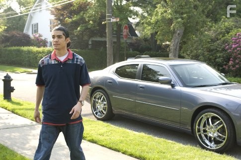 Rick Gonzalez in Незаконное предложение (2007)