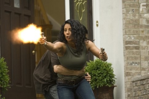 Wanda De Jesus in Незаконное предложение (2007)