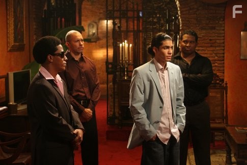 Rick Gonzalez in Незаконное предложение (2007)