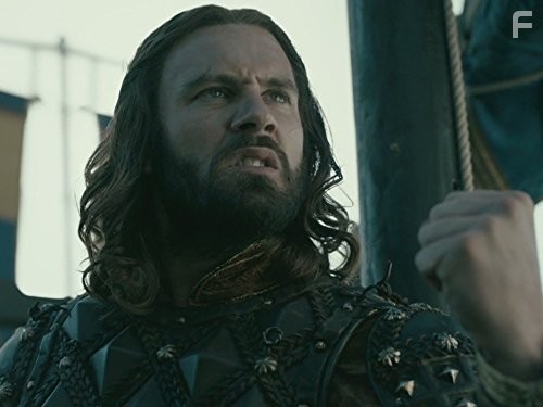 Clive Standen in Викинги (2013)