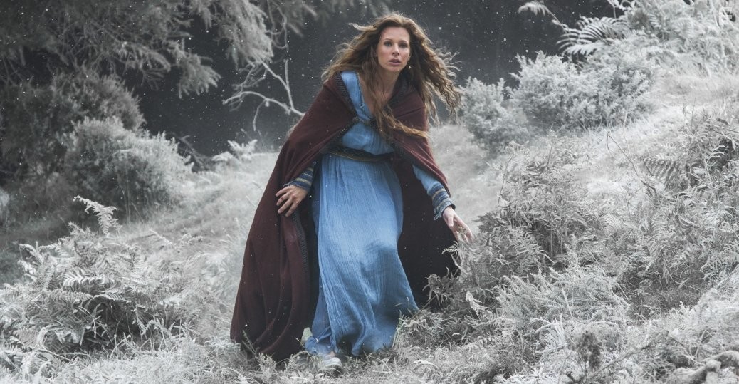 Jessalyn Gilsig in Викинги (2013)