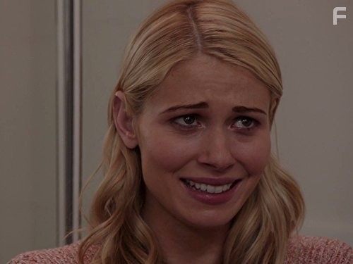 Comfort Clinton in Закон и порядок: Специальный корпус (1999)