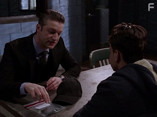 Peter Scanavino in Закон и порядок: Специальный корпус (1999)