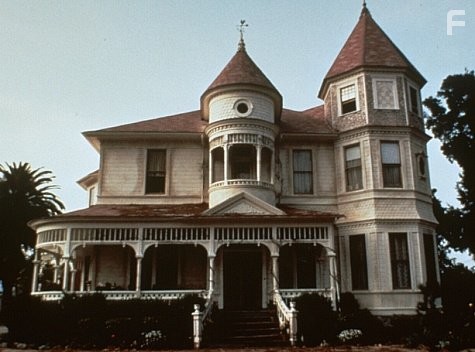 The Haunting of Seacliff Inn (1994)