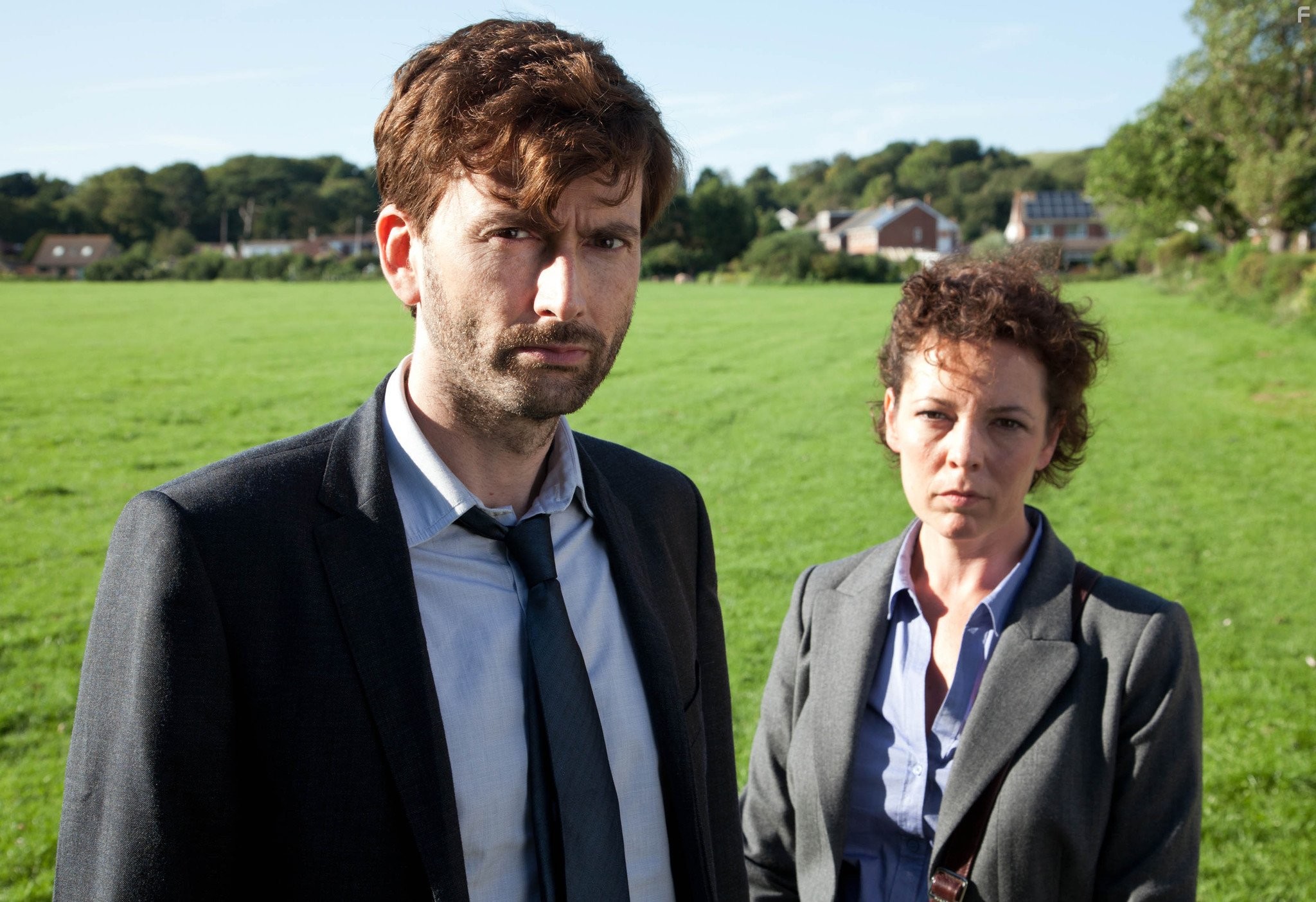David Tennant and Olivia Colman in Убийство на пляже (2013)