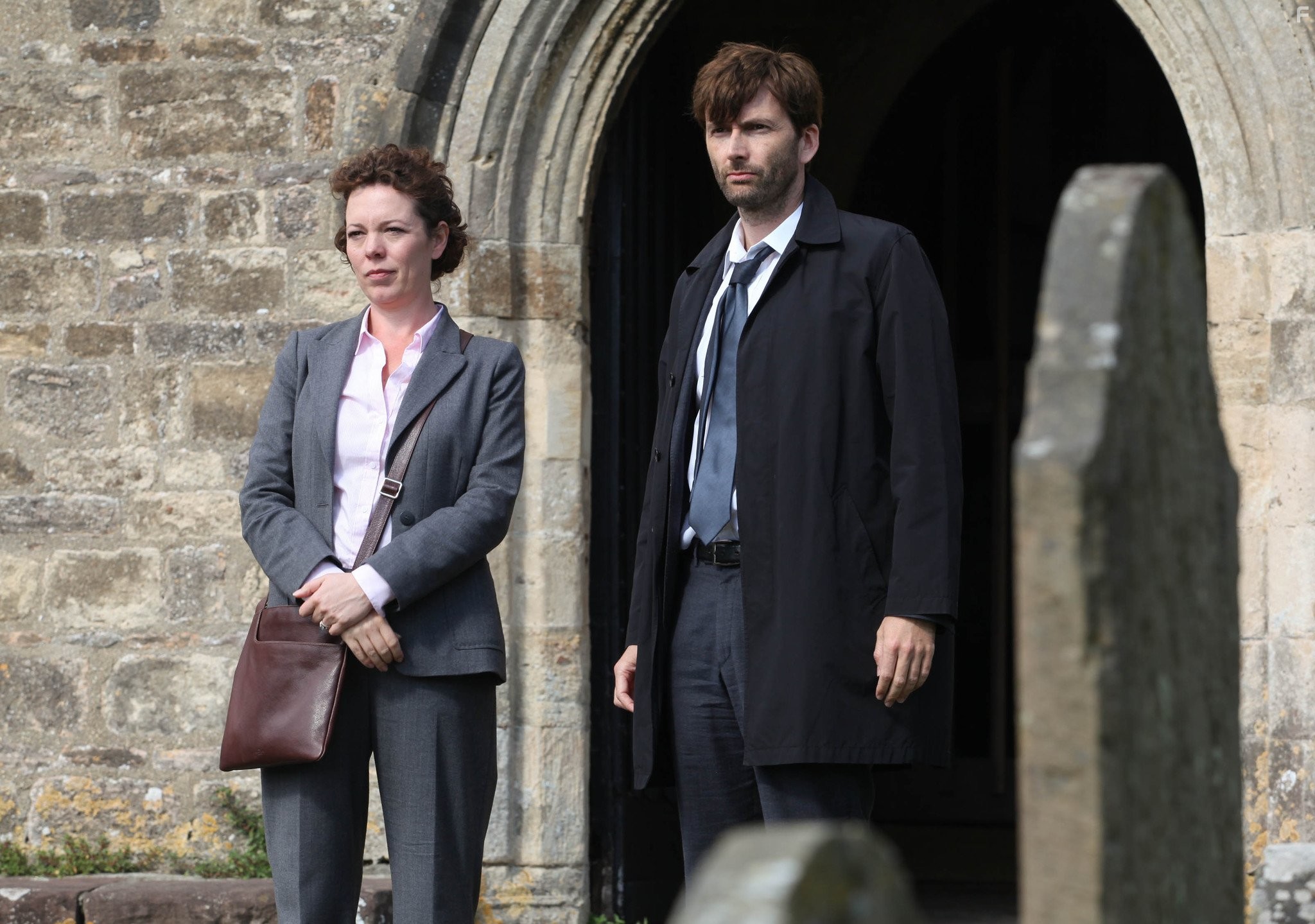 David Tennant and Olivia Colman in Убийство на пляже (2013)