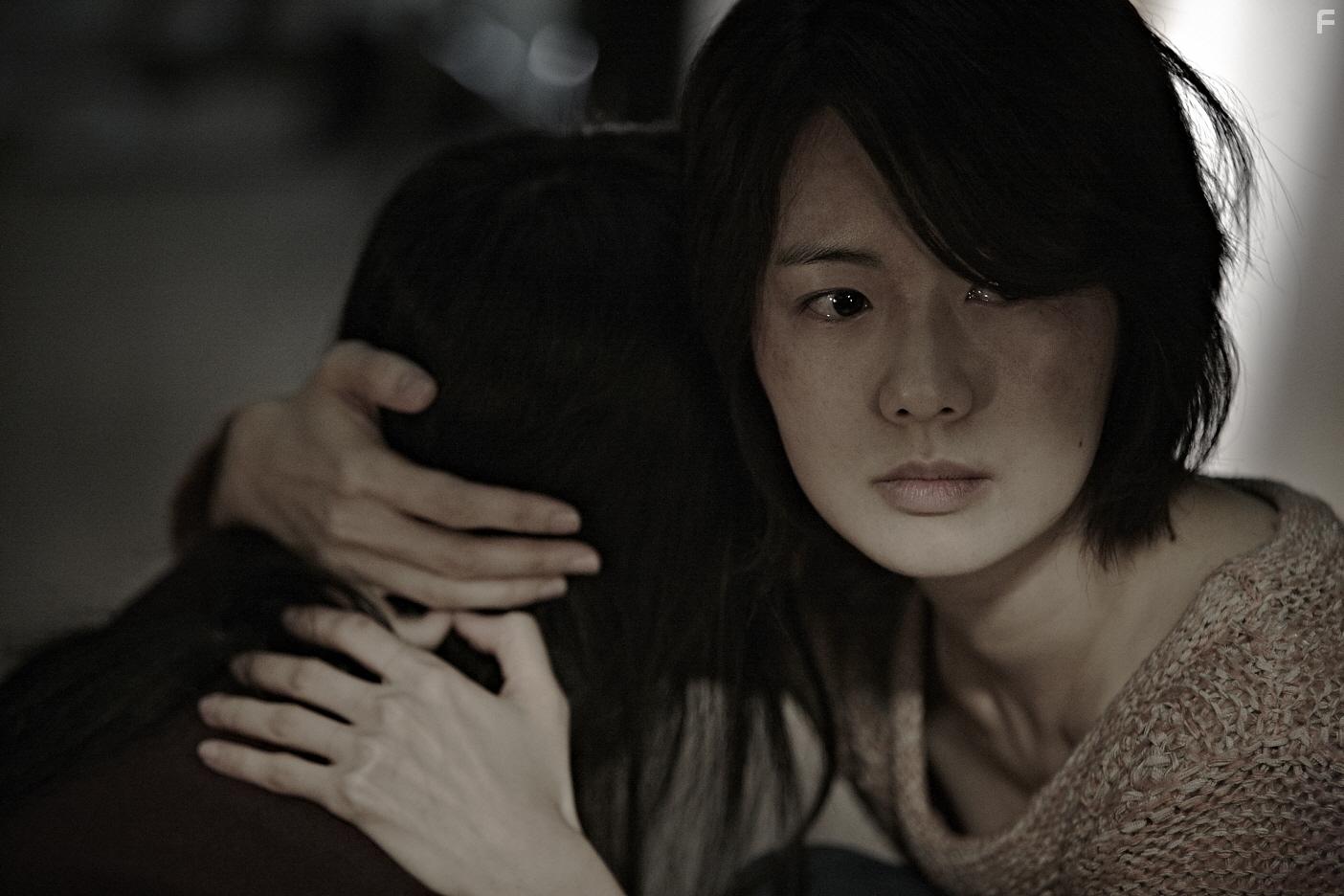 Yo-won Lee in Yong-eui-ja X (2012)