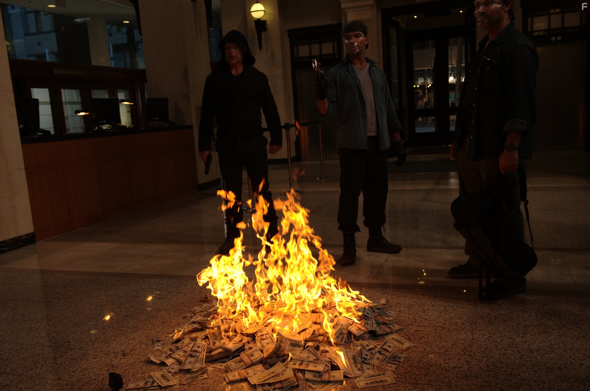 Neal McDonough in Морской пехотинец: Тыл (2013)