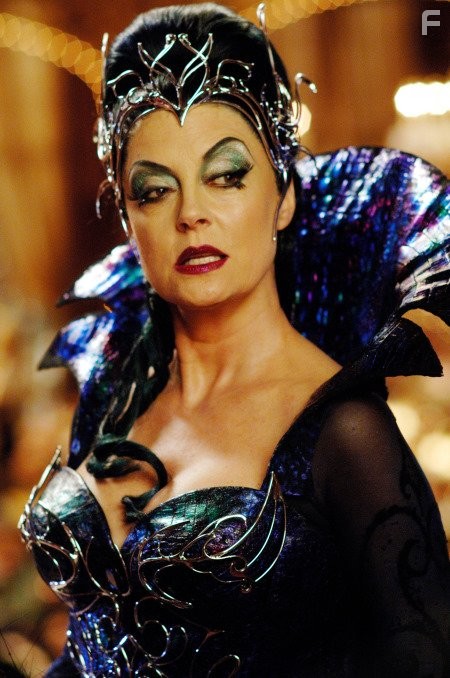 Susan Sarandon in Зачарованная (2007)