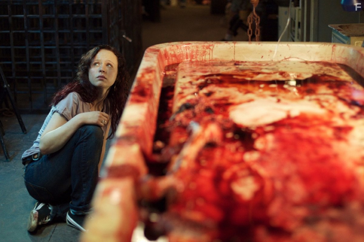 Thora Birch in Поезд (2008)