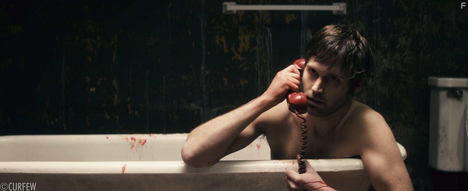 Сейчас или никогда (2012)