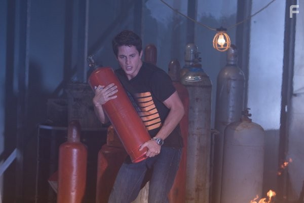 Bobby Campo in Пункт назначения 4 (2009)
