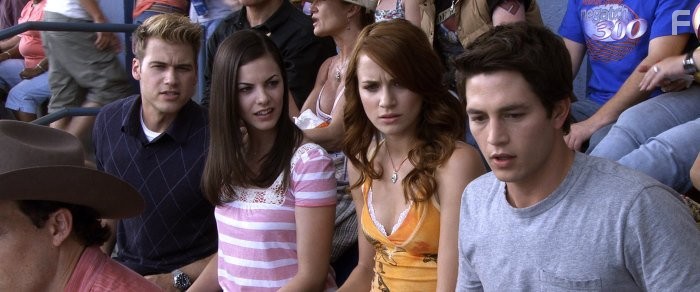 Nick Zano, Shantel VanSanten, Bobby Campo, and Haley Webb in Пункт назначения 4 (2009)