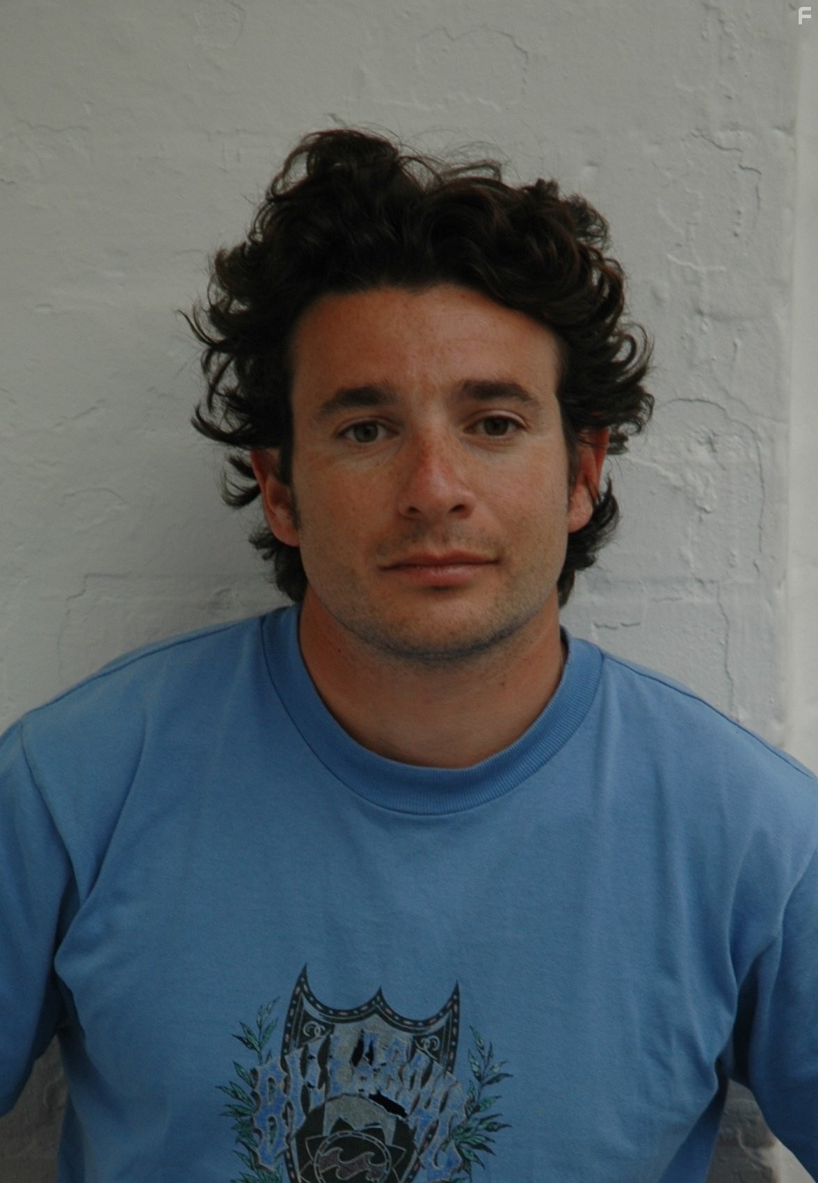 Bart Layton in Самозванец (2012)