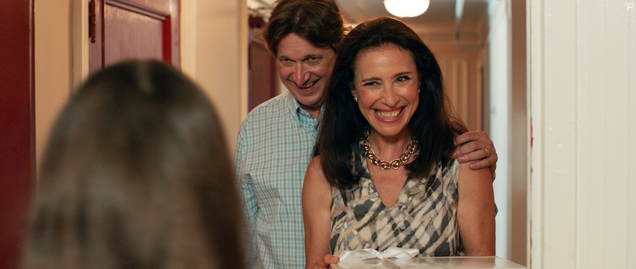 Mimi Rogers and Don McManus in Если хочешь хорошо провести время, звони... (2012)