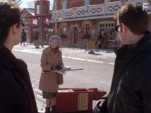 Deborah Grover, Eddie McClintock, and Joanne Kelly in Хранилище 13 (2009)