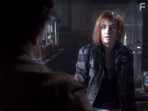 Allison Scagliotti in Хранилище 13 (2009)