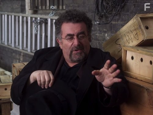 Saul Rubinek in Хранилище 13 (2009)