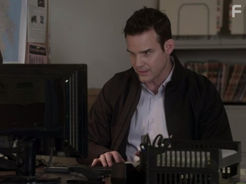 Eddie McClintock in Хранилище 13 (2009)